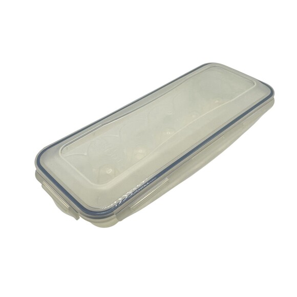 Lock & Lock Clear BPA-Free Plastic 12 Egg Travel Storage Container W/ Lid HPL954 - Picture 1 of 3